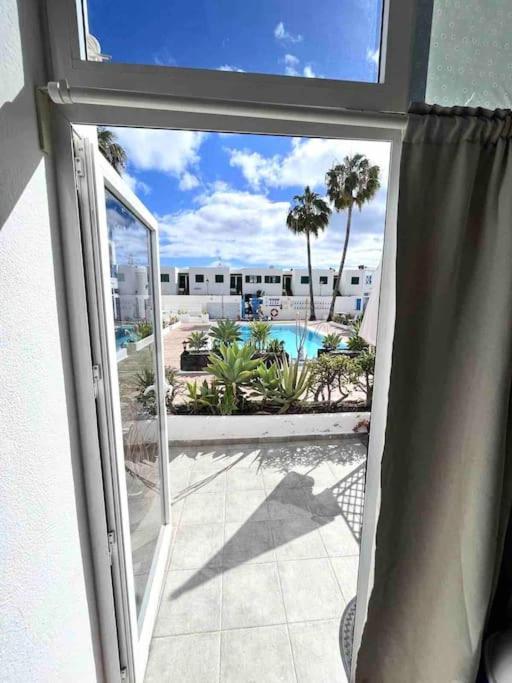 Апартаменты 17 Puerto Del Carmen Blueshark Экстерьер фото