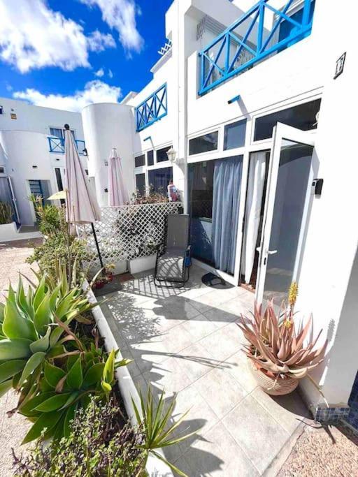 Апартаменты 17 Puerto Del Carmen Blueshark Экстерьер фото