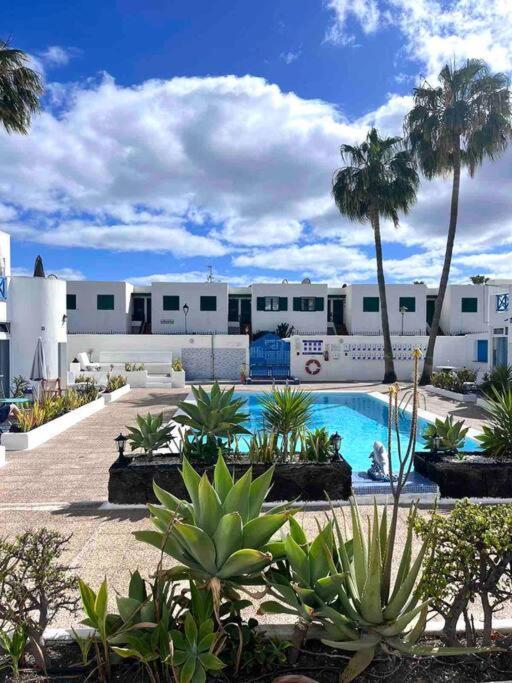Апартаменты 17 Puerto Del Carmen Blueshark Экстерьер фото